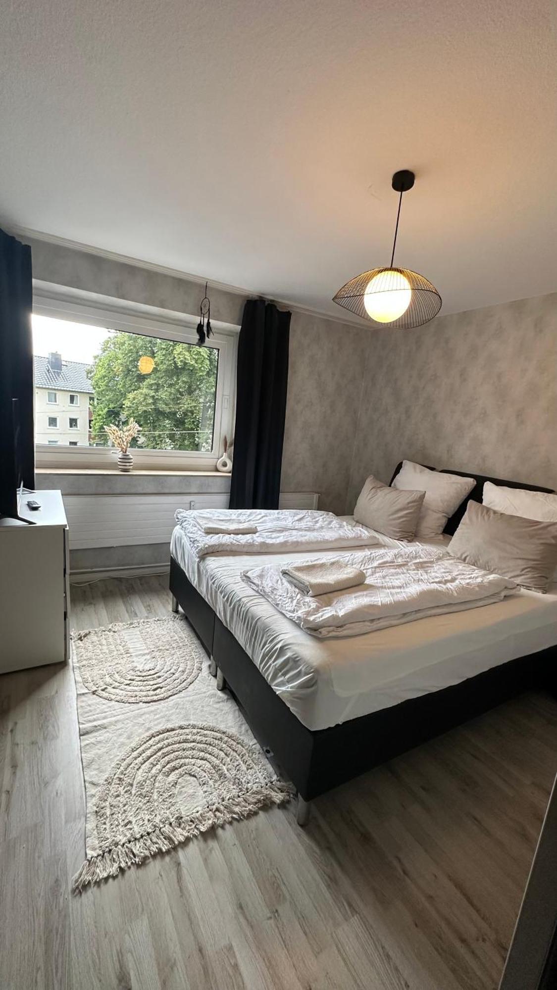 Fewo Am Deich 1 Zentral Mit Stadtblick Und Kontaktloser Check In Bremerhaven Dış mekan fotoğraf